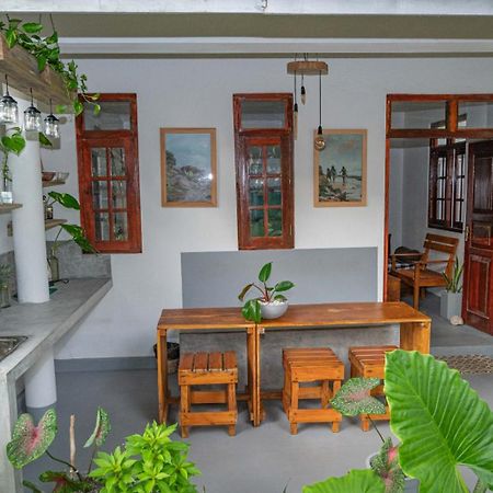 Cosynsurf Bed and Breakfast Matara Buitenkant foto
